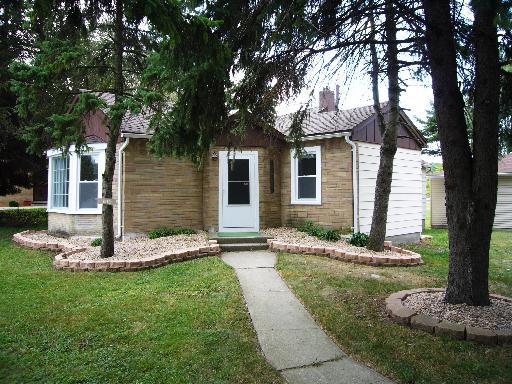 6115 W 99 St., Oak Lawn, IL 60453