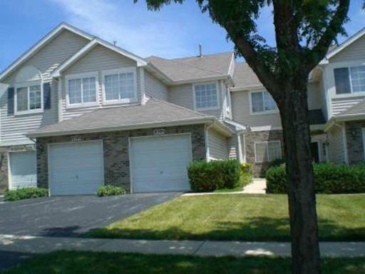 8305 Sweetwater Ct., Darien, IL 60561
