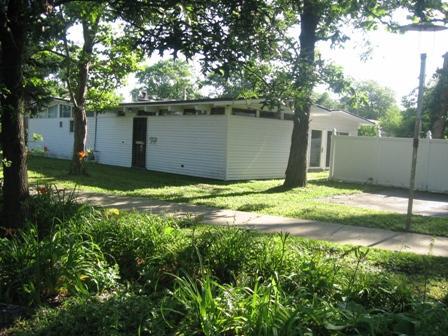 430 Lawler Ave., Wilmette, IL 60091