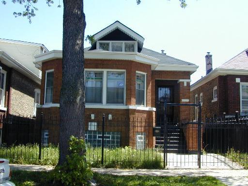 6121 S Fairfield Ave., Chicago, IL 60629