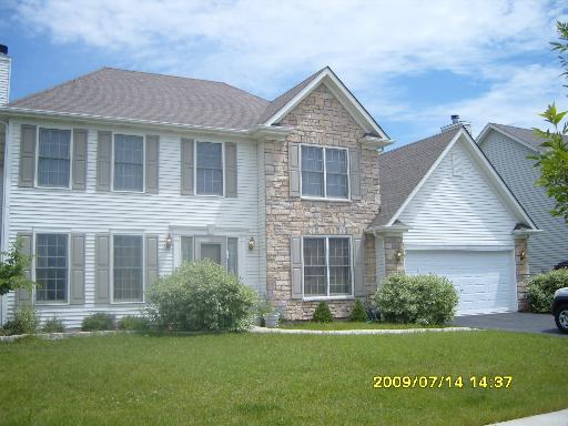 1319 Winterberry Ct., North Aurora, IL 60542