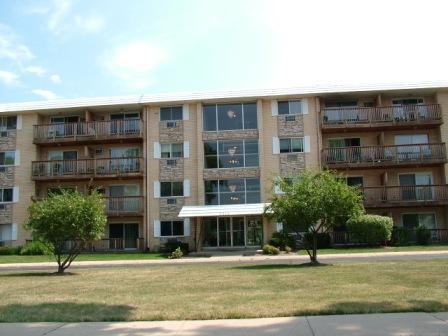 2218 S Goebbert Rd. #189, Arlington Heights, IL 60005