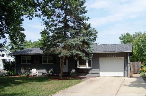 33315 N Eastwood Rd., Grayslake, IL 60030
