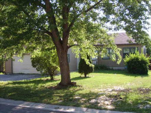 1305 Washington St., Lake In The Hills, IL 60156
