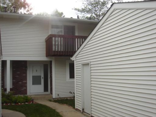 1030 Cumberland Ct., Vernon Hills, IL 60061