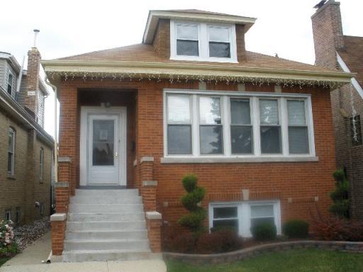 5736 W Eddy St., Chicago, IL 60634