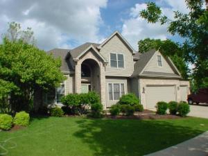 2507 Charter Oak Dr., Aurora, IL 60502
