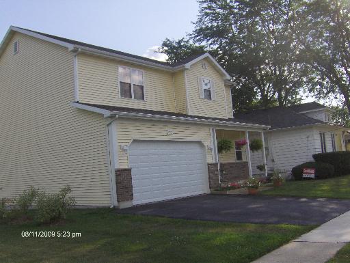 693 Columbia Ave., Elgin, IL 60120