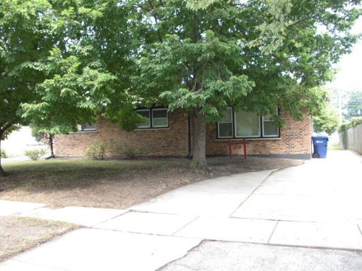 9715 S Menard Ave., Oak Lawn, IL 60453