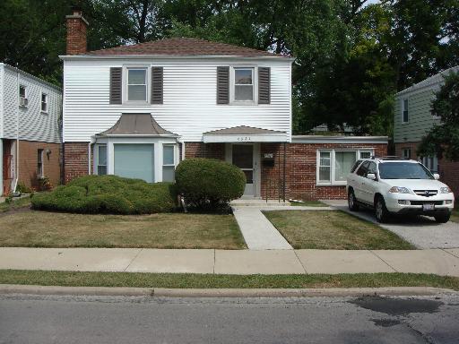 8541 N Crawford Ave., Skokie, IL 60076