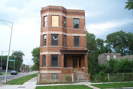6601 S Langley Ave., Chicago, IL 60637