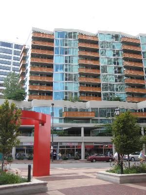 1580 Sherman Ave. #802, Evanston, IL 60201