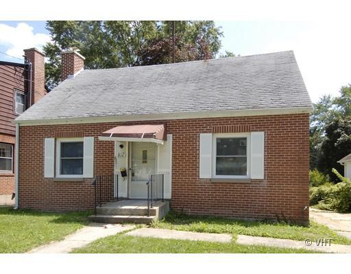812 S Second St., Dekalb, IL 60115
