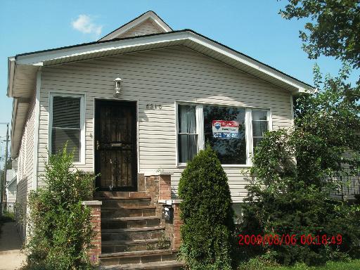 6310 W Cornelia Ave., Chicago, IL 60634