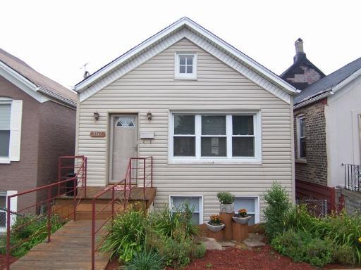 3317 S Hamilton St., Chicago, IL 60608