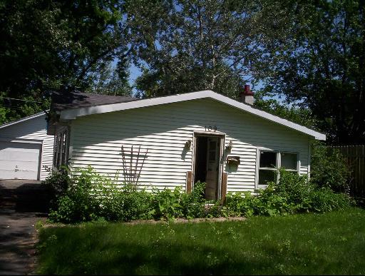 109 Grove St., Glen Ellyn, IL 60137