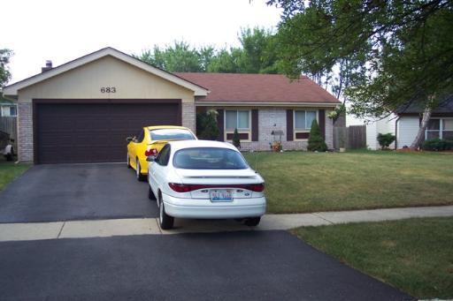 683 Chesapeake Dr., Bolingbrook, IL 60440