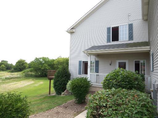 1076 Castleshire Dr., Woodstock, IL 60098