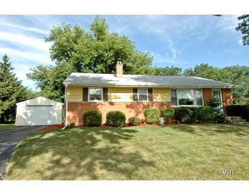 22 Woodview Ln., Algonquin, IL 60102