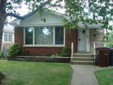 9448 Leamington St., Skokie, IL 60077