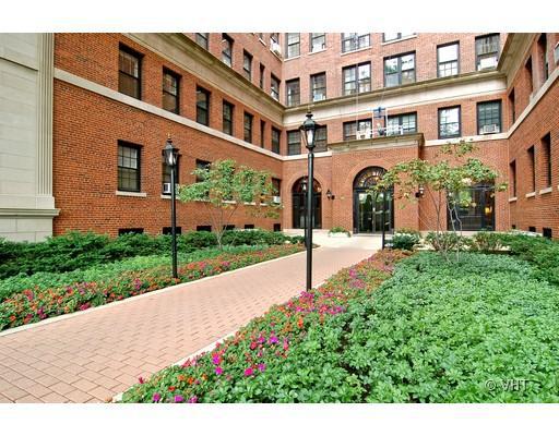 400 W Deming Pl. #4G, Chicago, IL 60614