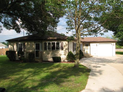 255 N Second Ave., Coal City, IL 60416