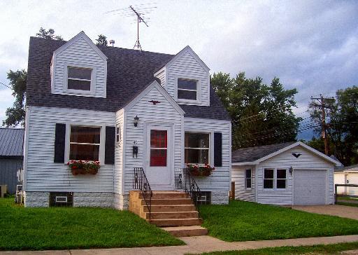 40 Willow St., Coal City, IL 60416