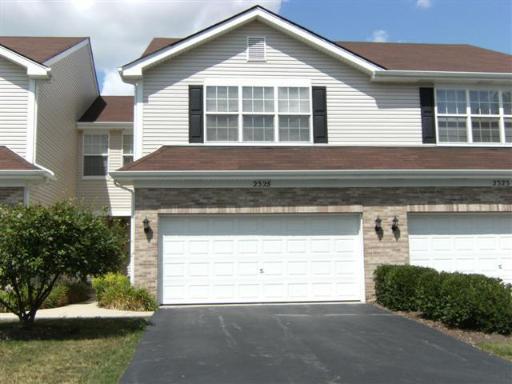 2325 Stoughton Cir., Aurora, IL 60504