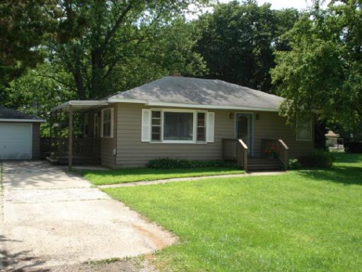 5369 Wallace Dr., Roscoe, IL 61073