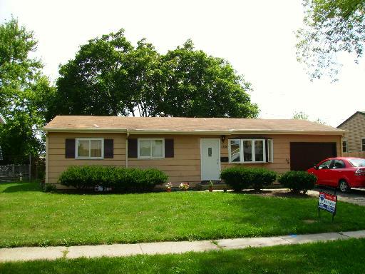 1180 Larkdale Row, Wauconda, IL 60084