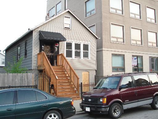 1527 W Chestnut St., Chicago, IL 60642