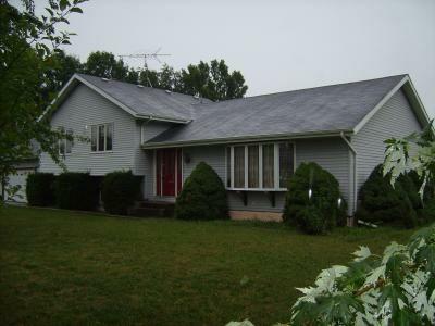 6219 N Coachlight Rd., Crystal Lake, IL 60012