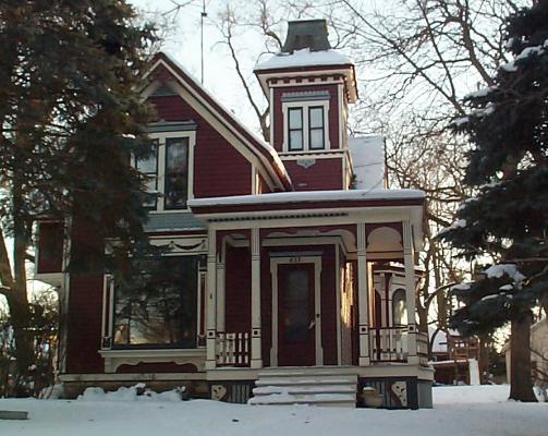 433 Division St., Elgin, IL 60120