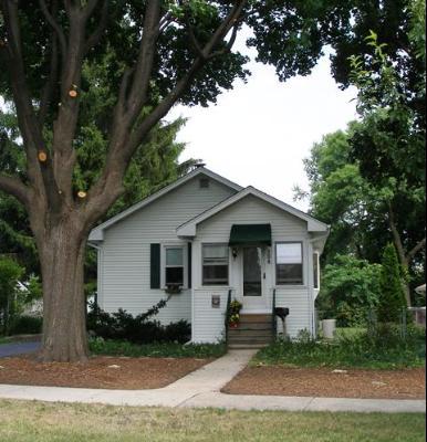 208 W Kenilworth Ave., Villa Park, IL 60181