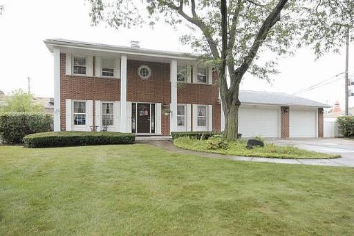 1030 S Pine St., Arlington Heights, IL 60005