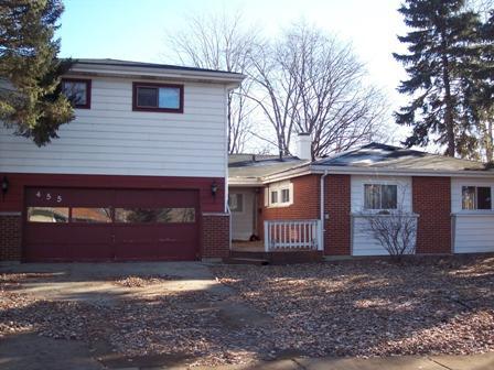 455 Morton St., Hoffman Estates, IL 60169