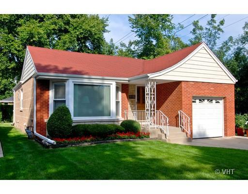 9338 Lotus Ave., Skokie, IL 60077