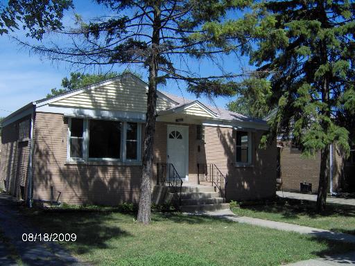 1005 E Oak Ave., La Grange Park, IL 60526