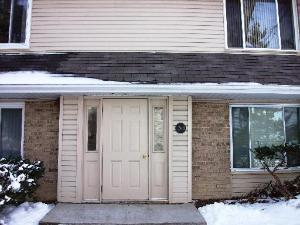 1760 Robin Walk #A, Hoffman Estates, IL 60169