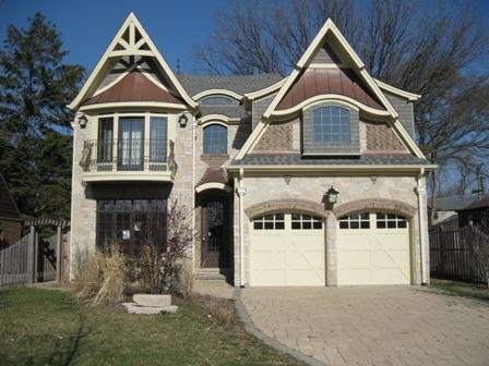 821 S 7th Ave., La Grange, IL 60525