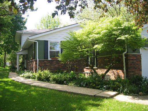 0S582 S Jefferson St., Winfield, IL 60190