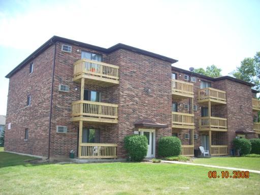 1003 Spruce St. #3B, Glendale Heights, IL 60139