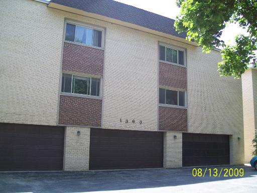 1363 Perry St. #2D, Des Plaines, IL 60016