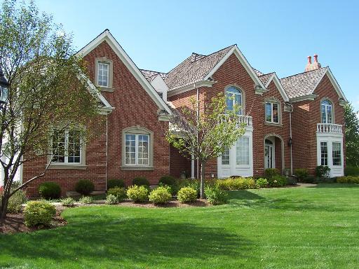5707 Farmbrook Ln., Crystal Lake, IL 60014
