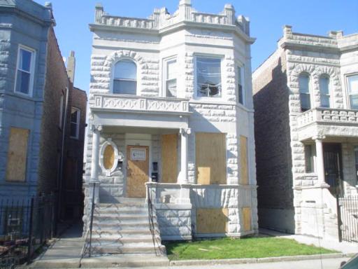 4338 W Adams St., Chicago, IL 60624
