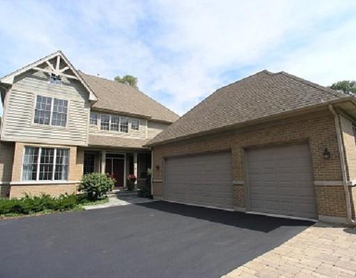 328 55th St., Clarendon Hills, IL 60514