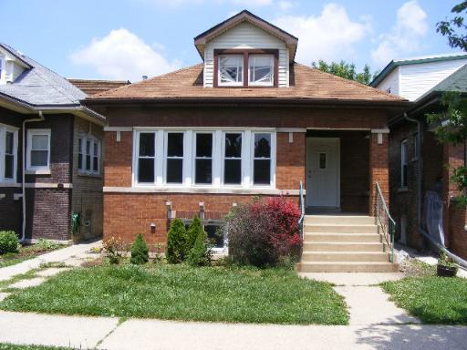 4118 W Nelson, Chicago, IL 60641