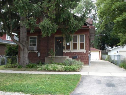 775 Buckeye St., Elgin, IL 60123