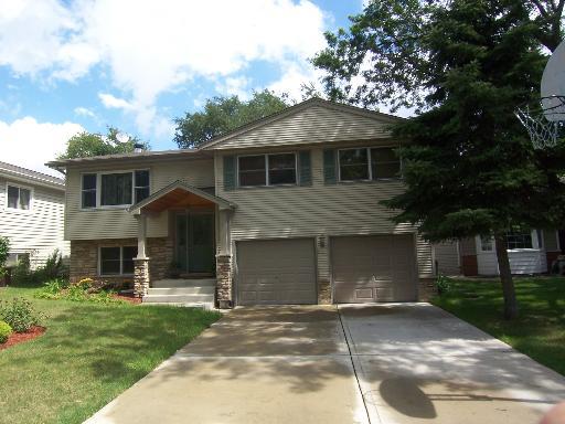 249 S Milton Ave., Glen Ellyn, IL 60137