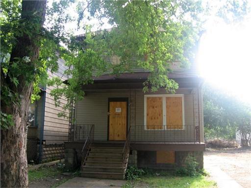 10537 S Lasalle St., Chicago, IL 60628